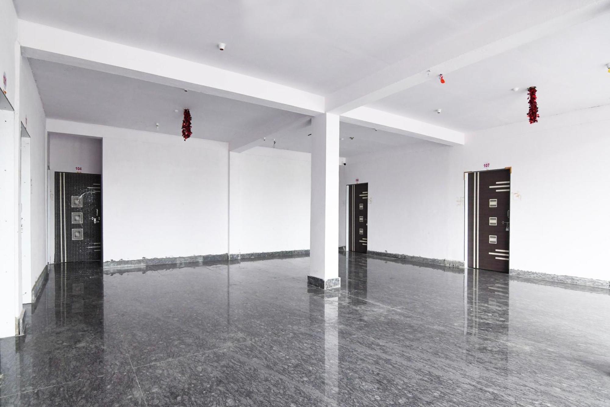 Hotel O Silk City Palace Brahmapur Exterior foto